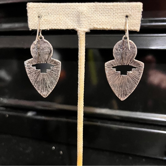 Vintage 12 gage shell cap earrings - Picture 2 of 5